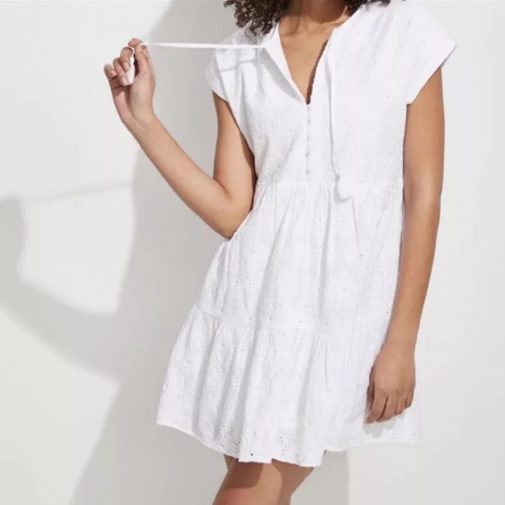 Vineyard Vines - Island Eyelet Swing Dress